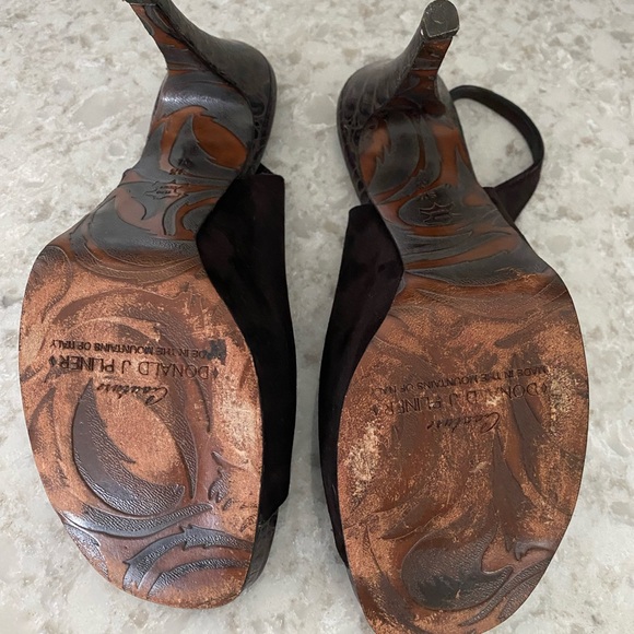 Donald Pliner Couture sling back heels. - Picture 7 of 7